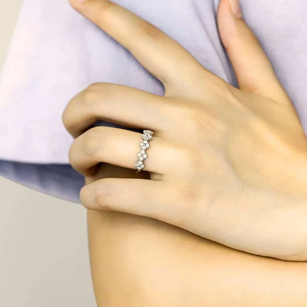 Lydia Cluster Clover Ring