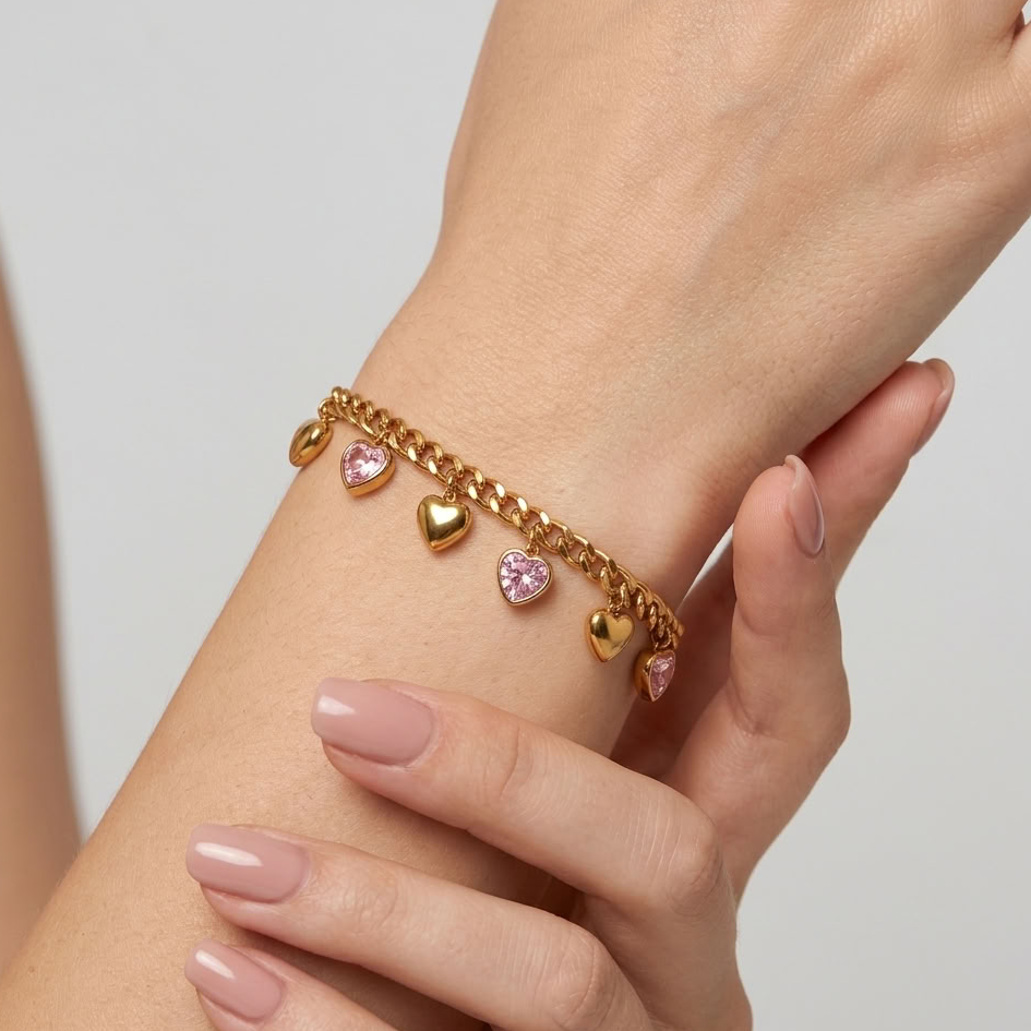 Adèle Heart Charm Gold Bracelet