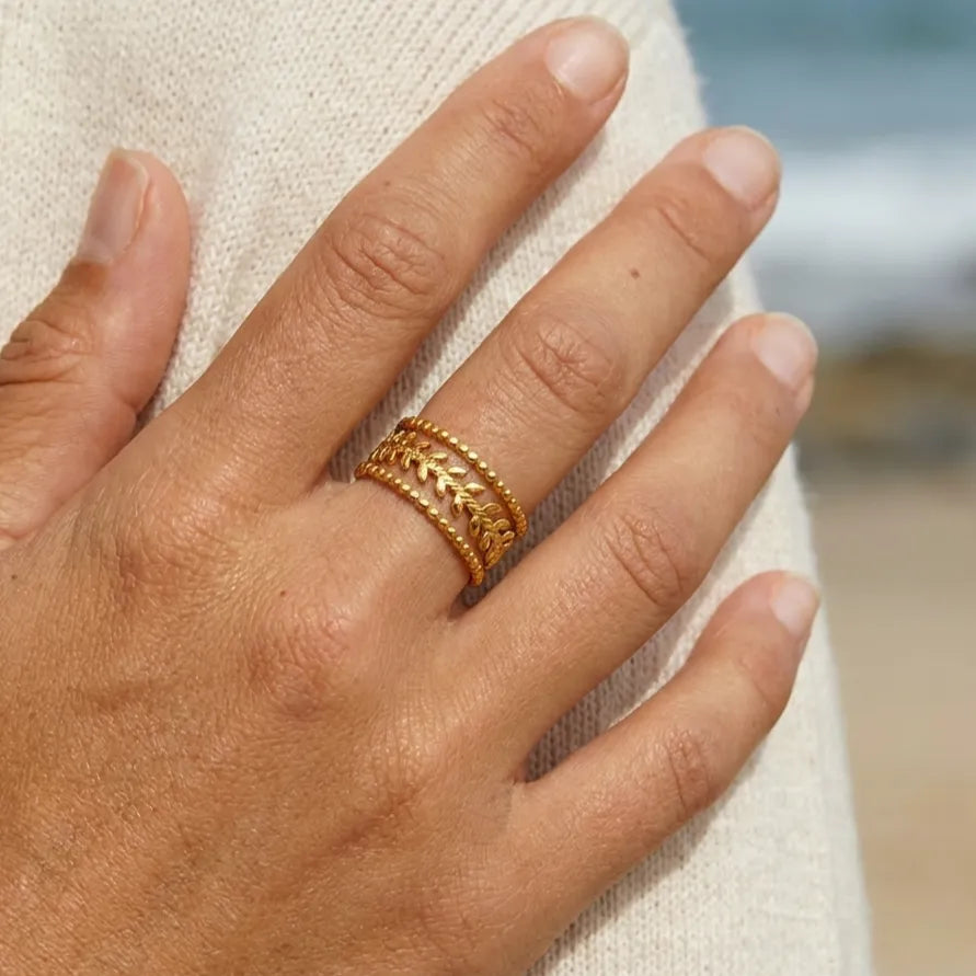 Maria Gold Leaf Ring