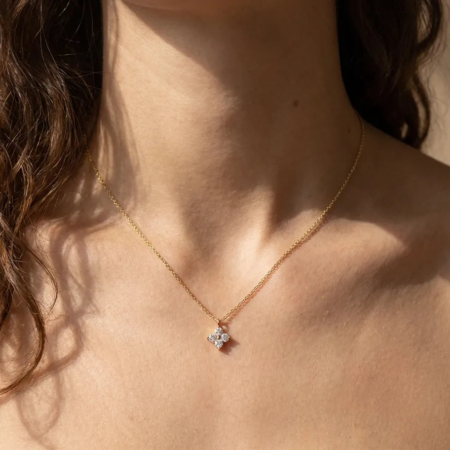 Emma Clover Pedant Necklace
