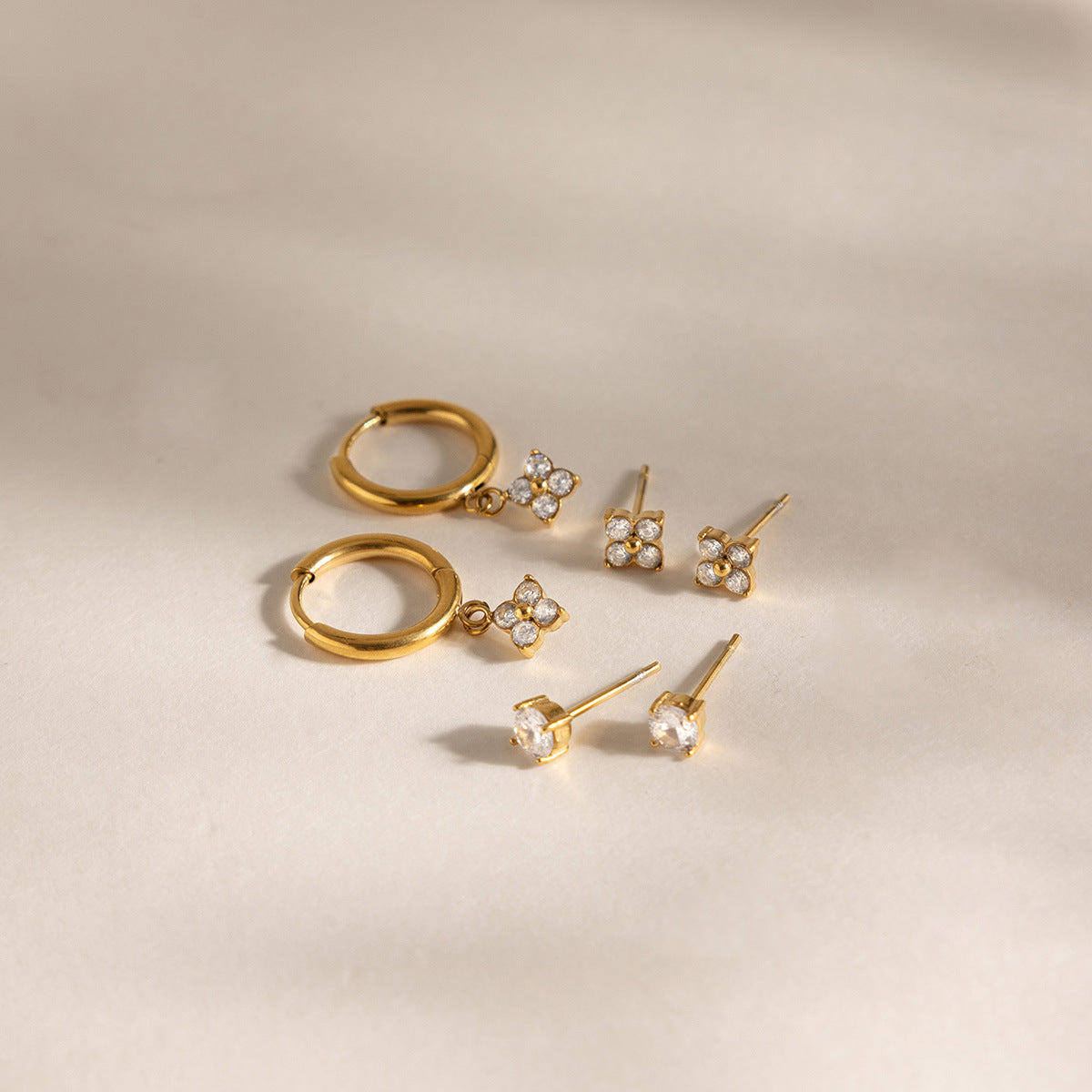 Clover Ear Set