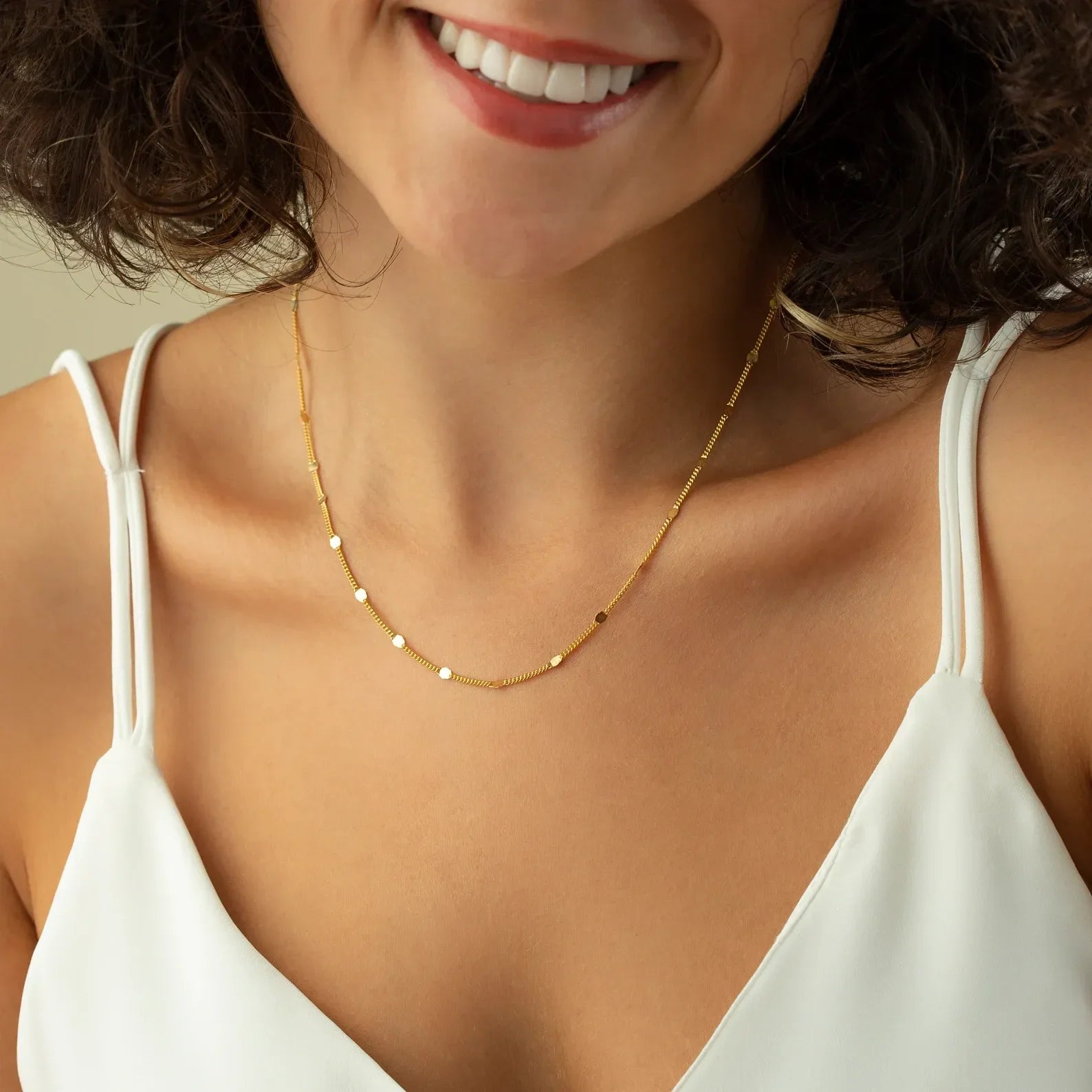 Aria Gold Dot Necklace