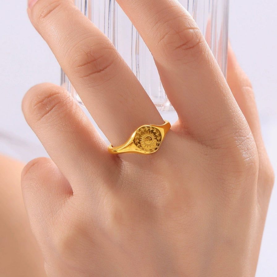 Selestia Sun Gold Ring