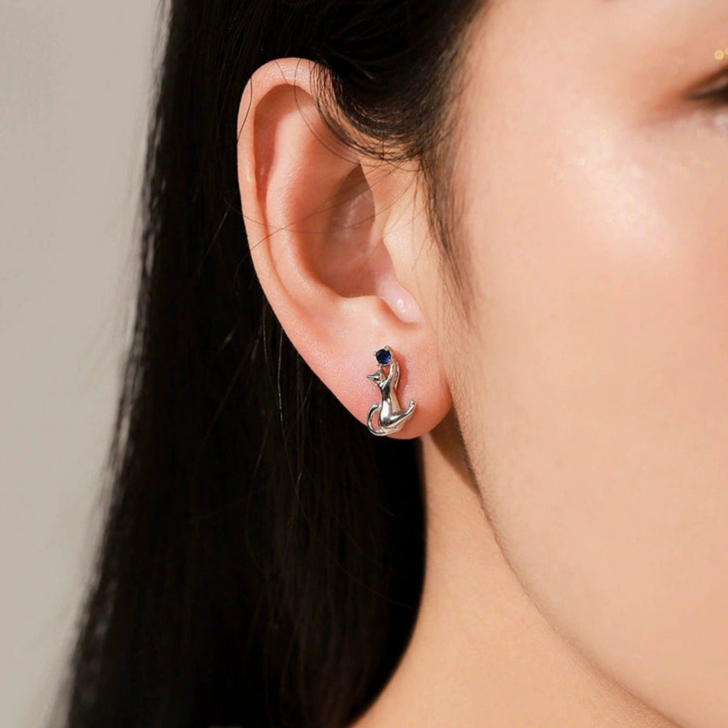 Lilou Silver Kitten Earrings