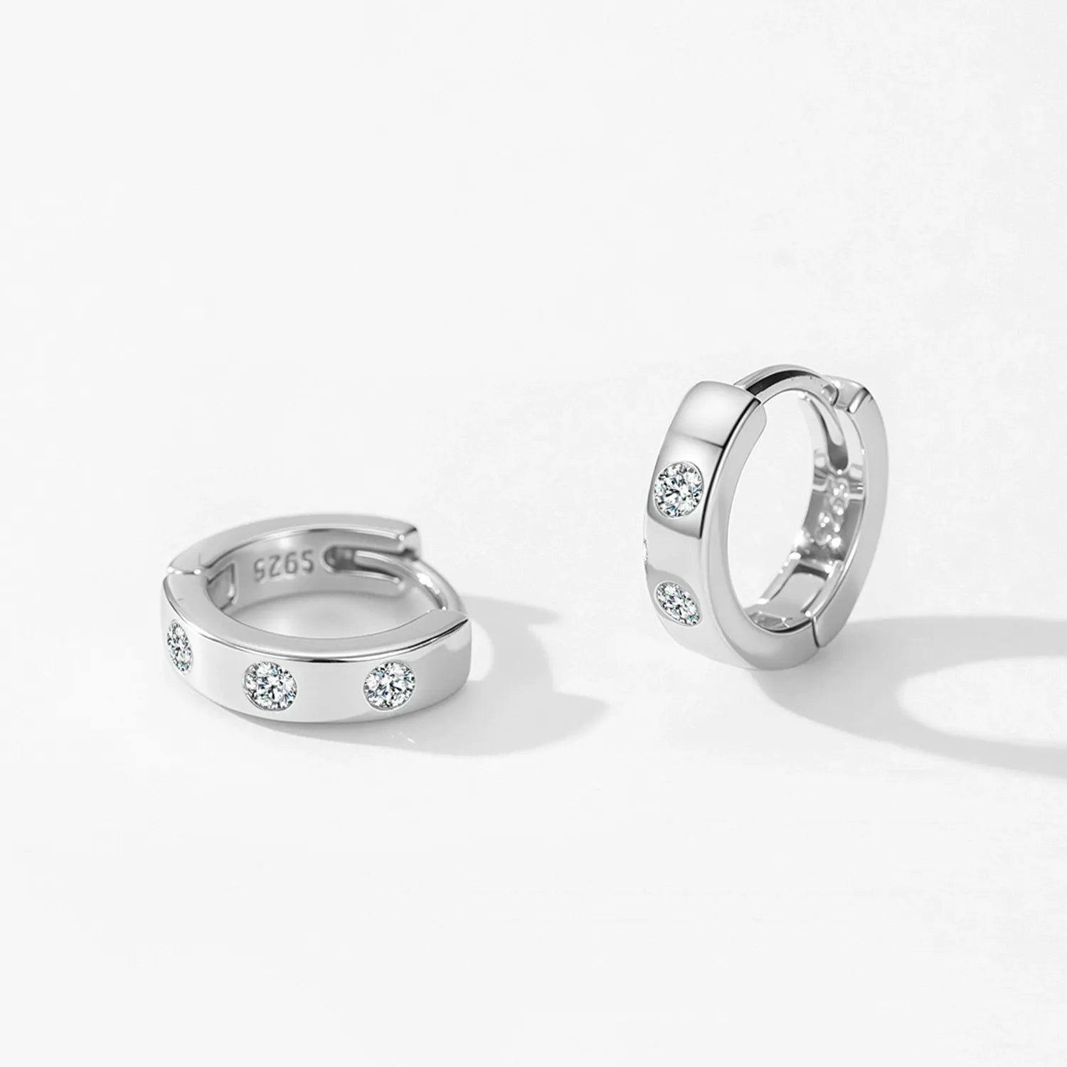 Lilou Minimalist Silver Hoops