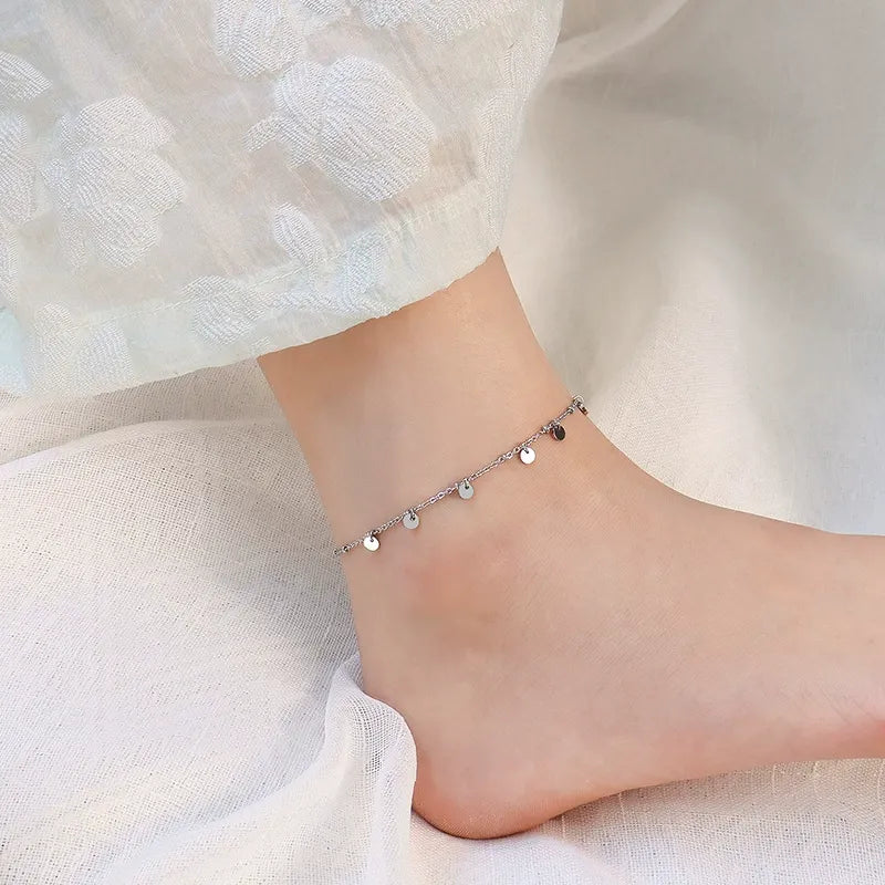Lucie Dot Charm Anklet