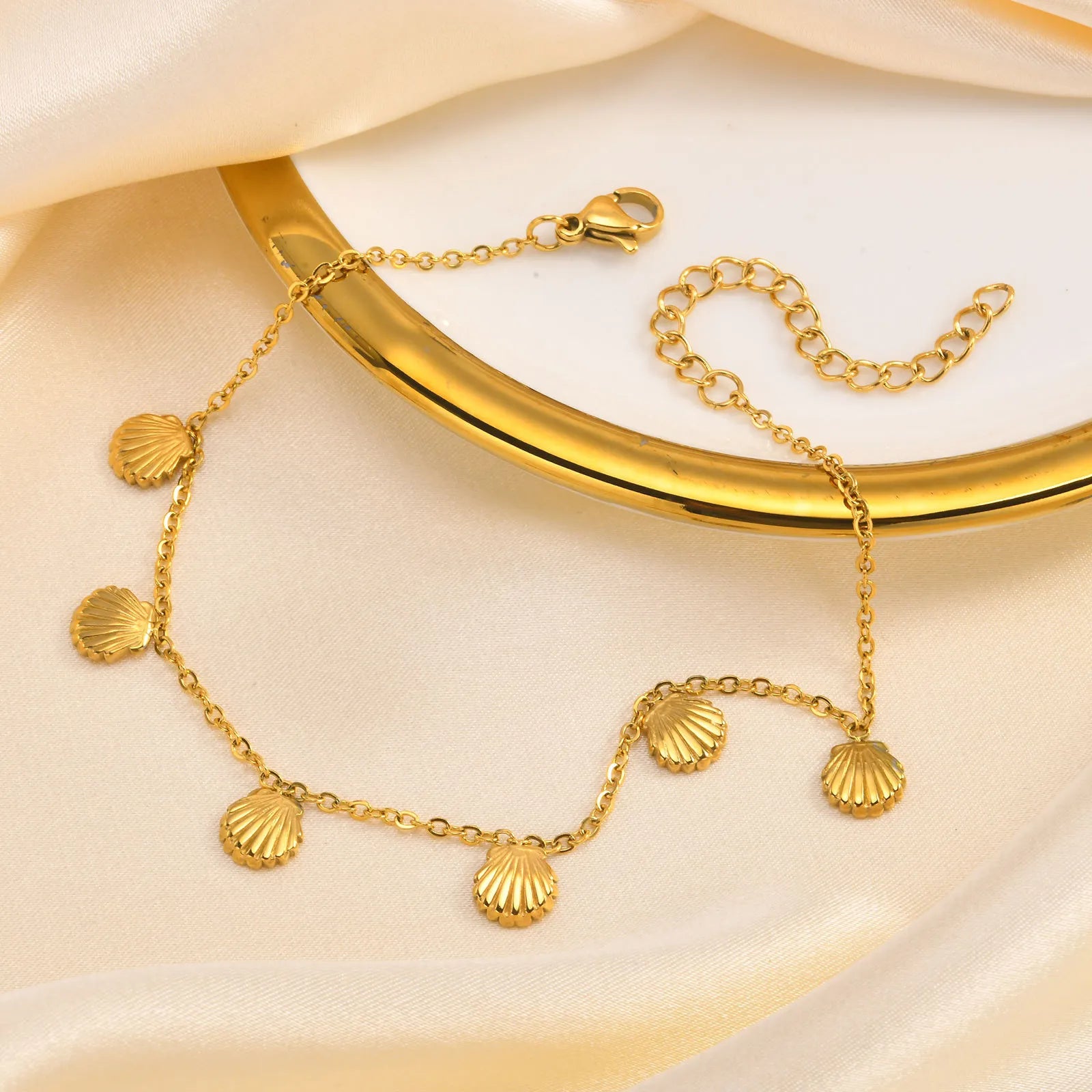 Olivia Gold Shell Anklet