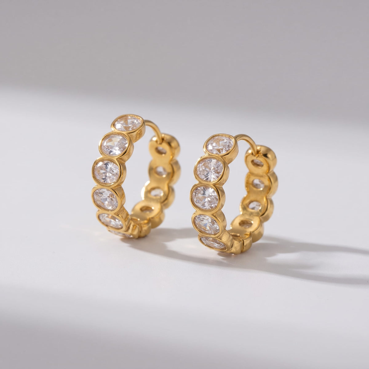 Round Bezel Hoops