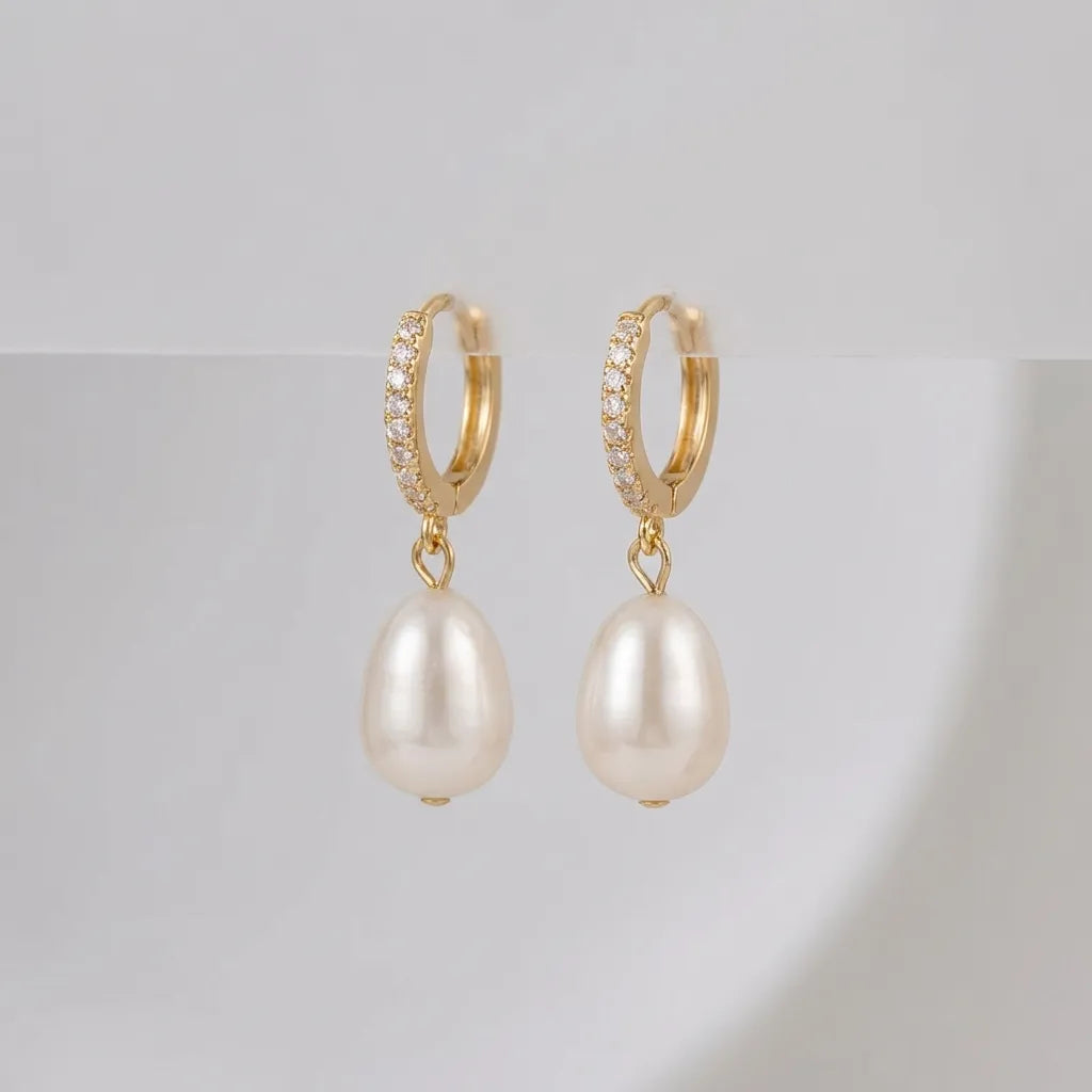 Élise Baroque Pearl Earrings with Natural Pearl Hoops