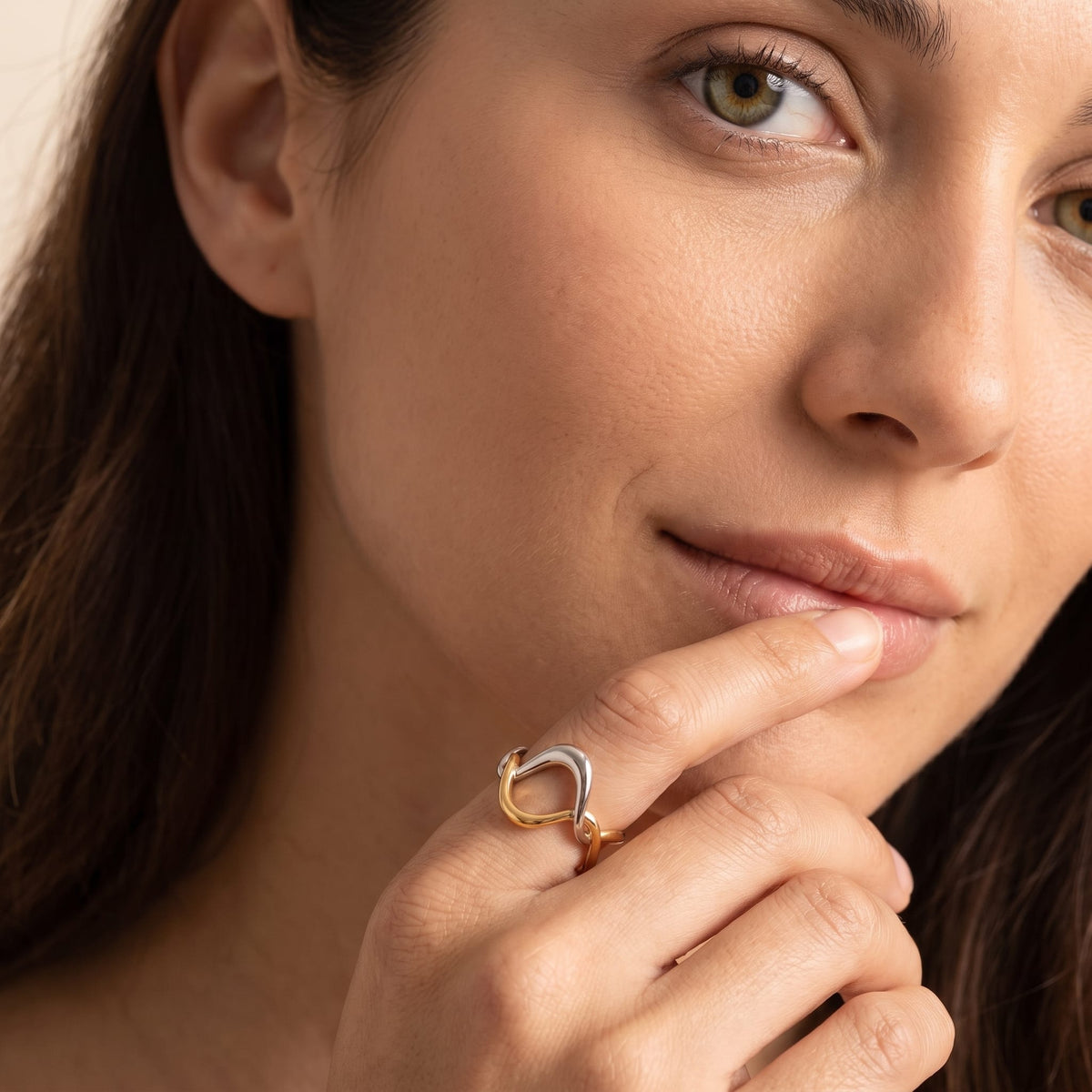 Two-Tone Twisted Wave Ring